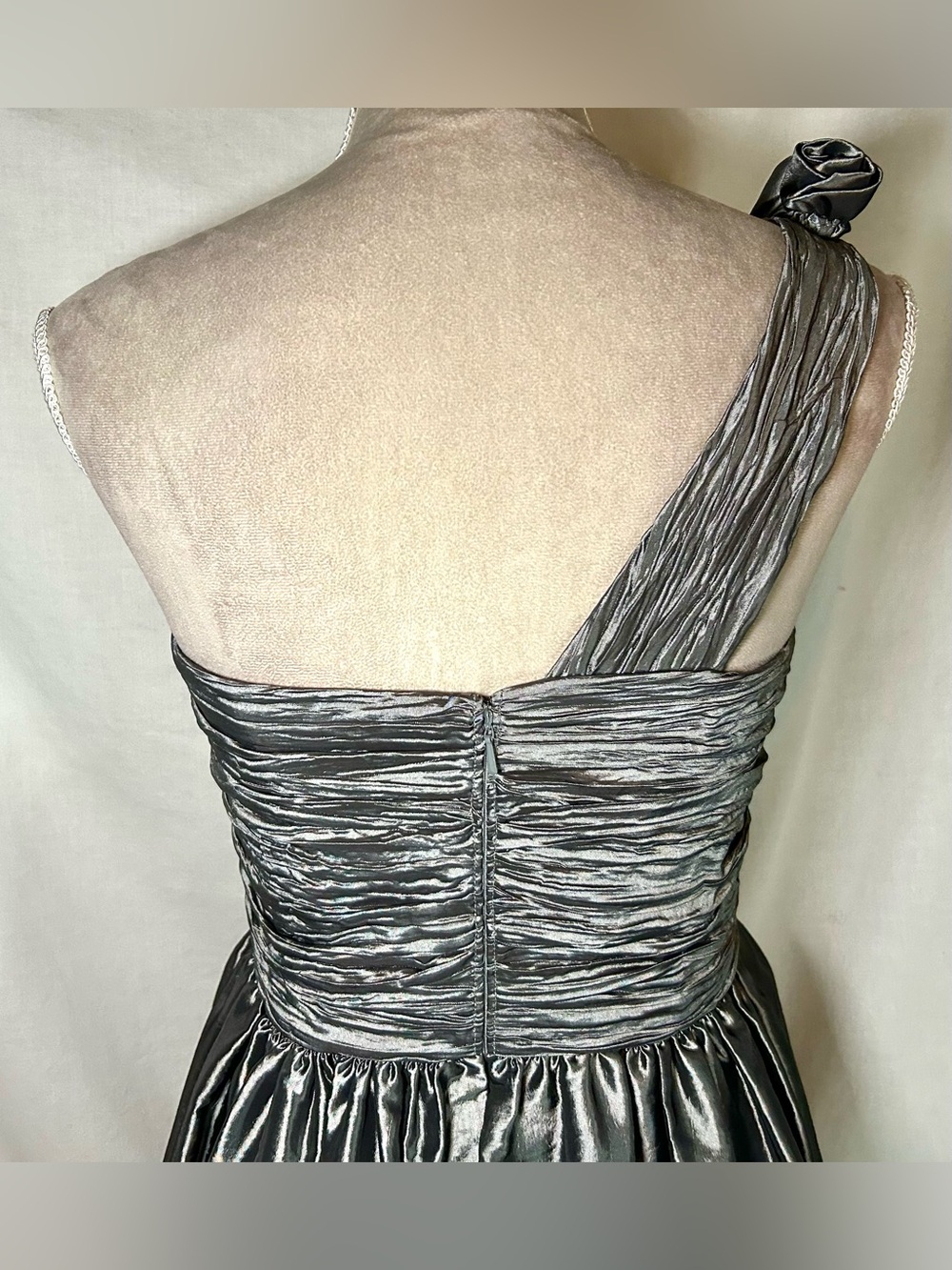 Maggy London Metallic Gunmetal Taffeta Ruched Rosette Party Dress, Size S - Picture 14 of 17